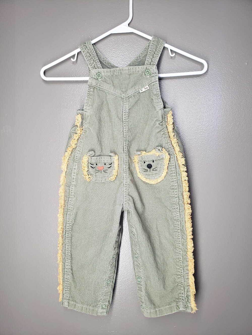 Le Top Toddler Overalls Green Corduroy Size 24 Months Embroidered Lion Face